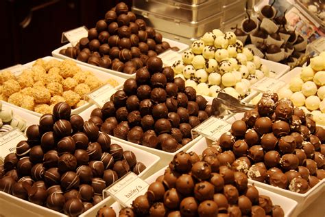 belgian videos of chocolate