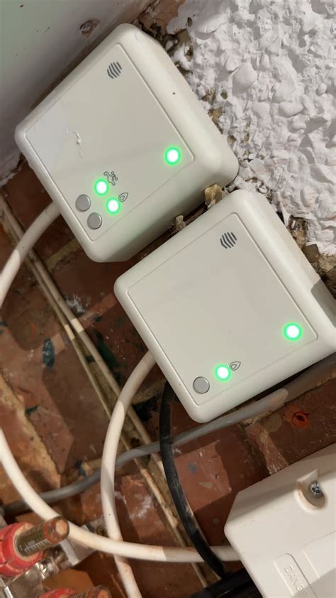 Bell Receiver Green Light Flashing