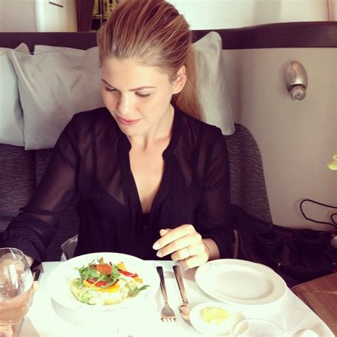 belle gibson app