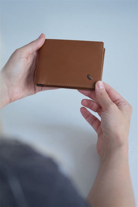 bellroy wallet