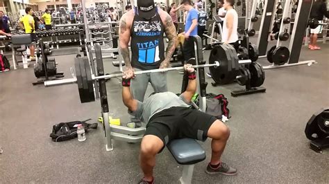 Maximize Your Bench Press Gains with Pause Reps: The Ultimate Guide!