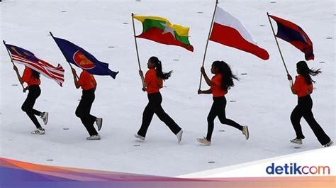 bendera indonesia terbalik di sea games