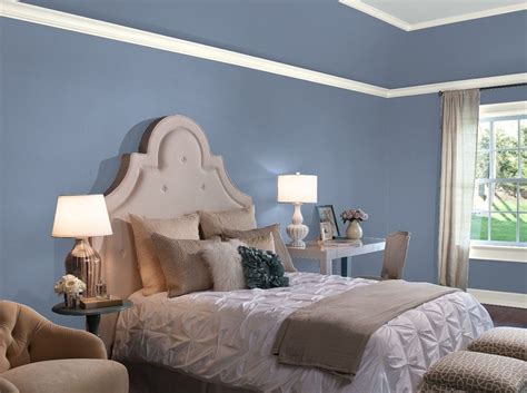 The walls in this room are painted Benjamin Moore Wythe