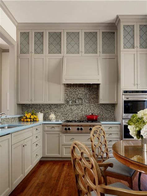 benjamin moore kitchen cabinet painting