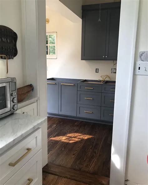 Discover the Tranquil Beauty of Benjamin Moore Ocean Floor: A Calming Addition to Any Space