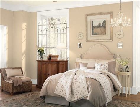 benjamin moore warm sand