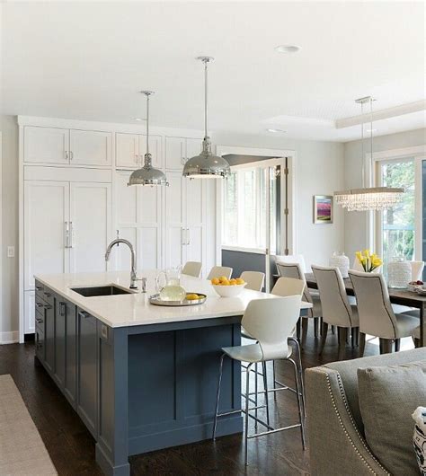 Gray Timber Wolf 212650 by Benjamin Moore. Gray Timber Wolf 212650 by