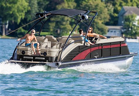 Bennington Sterndrive Pontoon