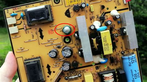 BenQ M2700HD LCD Monitor (Glossy Black) Electronics