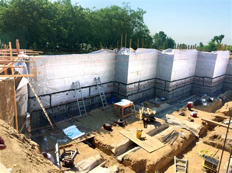 bentonite clay waterproofing