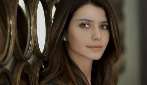 Unveiling The World Of Beren Saat: A Journey Of Discovery And Inspiration