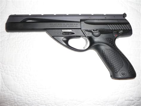 Beretta U22 Neos Semi Automatic Handgun