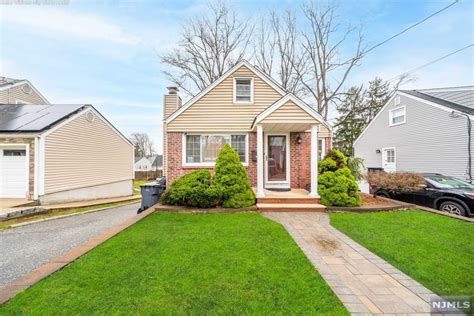 bergenfield houses for sale nj
