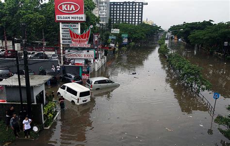 berita banjir di bandung