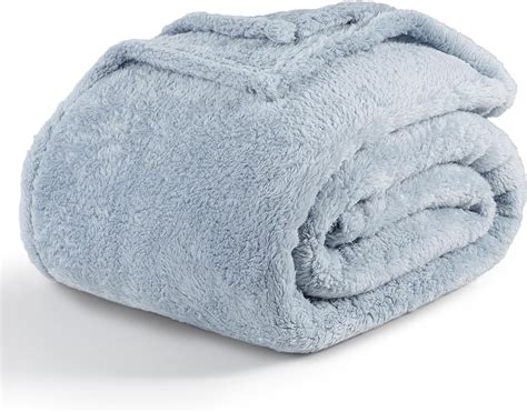 Berkshire Extra Fluffy Throw