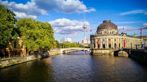 berlin sightseeing tour