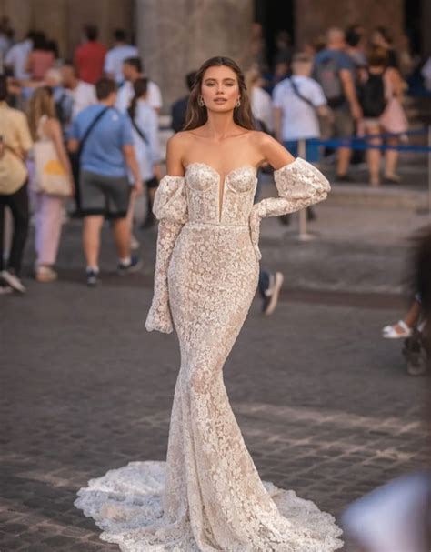 24+ Berta Wedding Dress