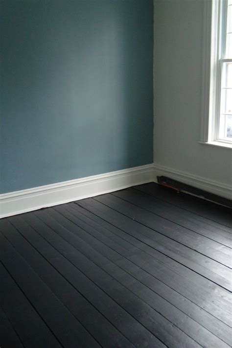 DIY * How To Paint Wood Floors Like A Pro