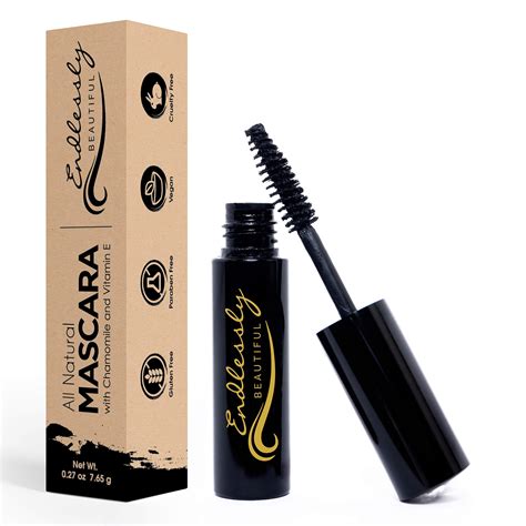 The 10 Best Natural Mascaras for Long, Luxurious Lashes