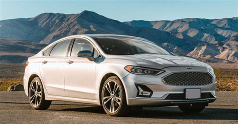 2019 Ford Fusion Hybrid SE Wheel and Tire Photo 130025317