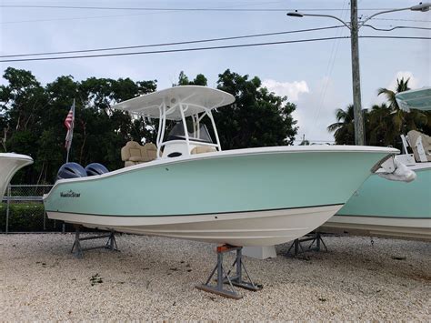Best Boats for Central Florida Lakes & Rivers Series Bowriders Mount