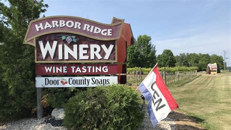 10 Best Wineries in Door County, Wisconsin Paulina on the road