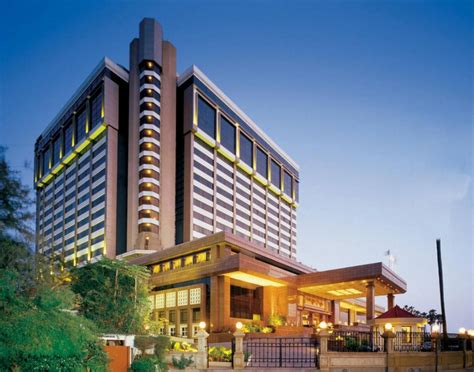 best 3 star hotel in mumbai