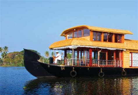best alleppey houseboat packages