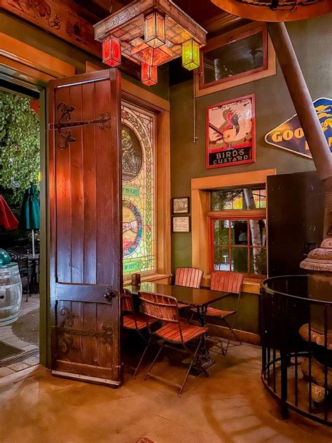 Best Bars Bend Oregon