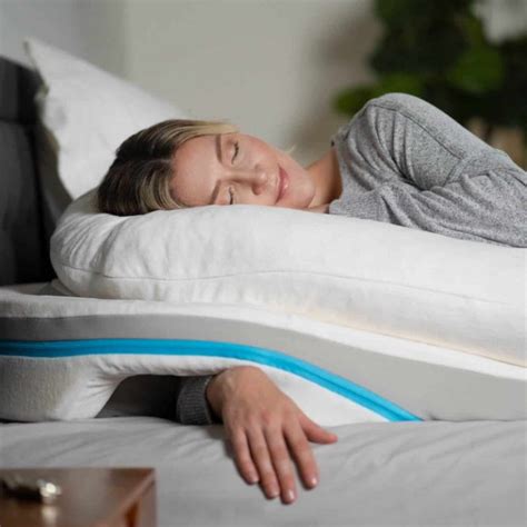 best bed pillow for neck and shoulder pain