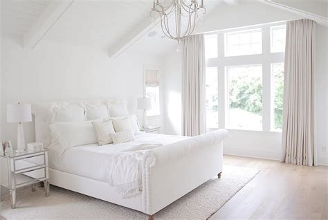 Best Benjamin Moore White For A Bedroom