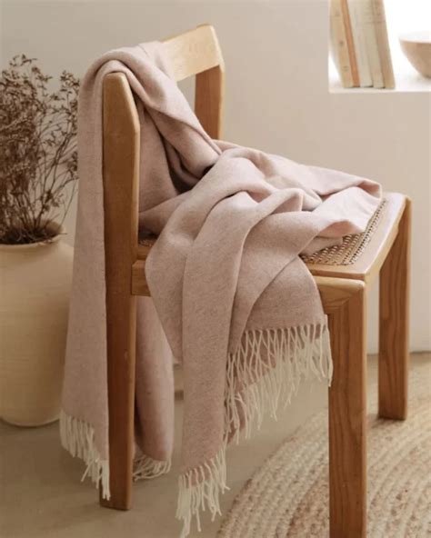 Best Brands Of Throws