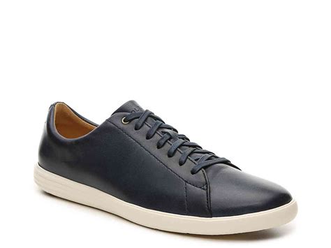 best casual shoes for men over 60