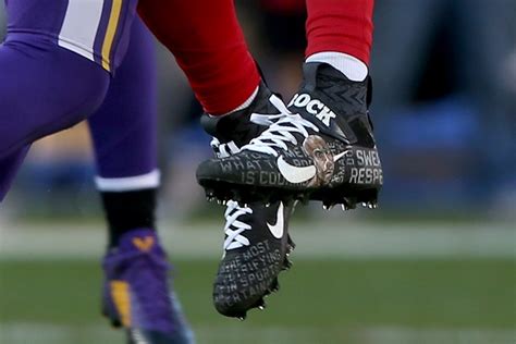 best cleats for linebackers