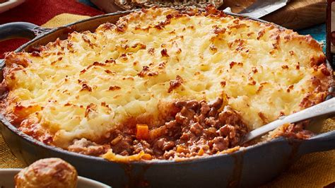 LowCarb Creamy Cottage Pie Recipe Simply So Healthy