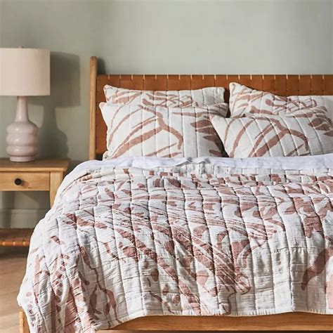 Best Coverlets For Summer