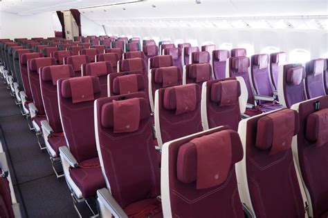 best economy seats on qatar boeing 777-300er