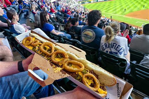 best food at texas rangers stadium