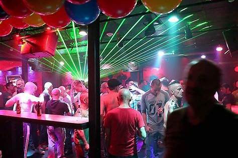 BEST GAY BARS IN MONTREAL