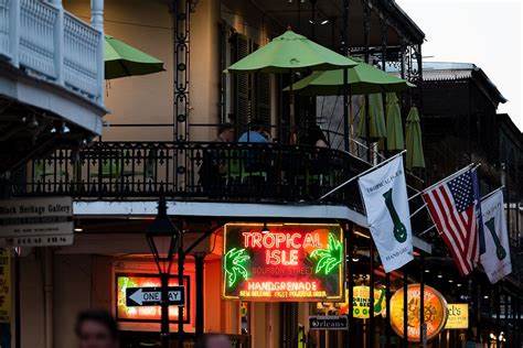 BEST GAY BARS IN NEW ORLEANS