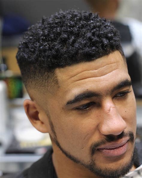 This Best Hair Cut For Curly Hair Guys Hairstyles Inspiration