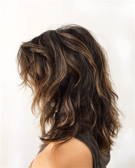best hair style for medium length thick hair