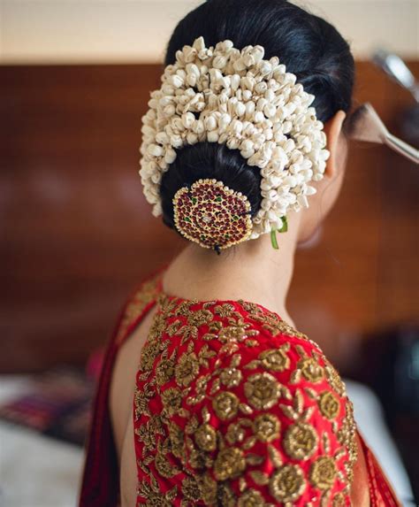  79 Stylish And Chic Best Hair Style For Traditional Marriage For Short Hair