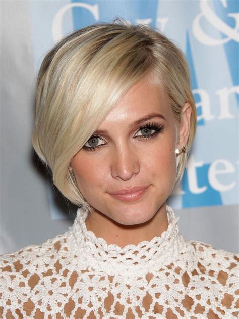 42 Collection Best Haircuts For Oval Face Female New Ideas