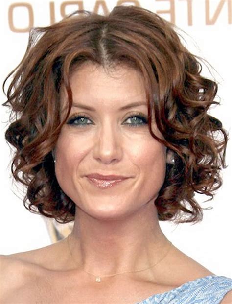 Fresh Best Hairstyles For Wavy Hair Over 50 With Simple Style