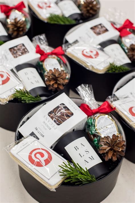 best holiday gift baskets for clients