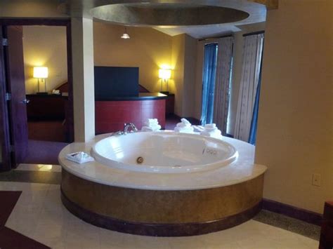 best hotel jacuzzi tub baltimore md