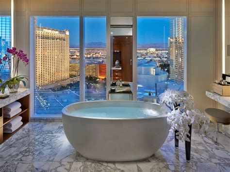 Best Hotel Rooms In Vegas For Couples