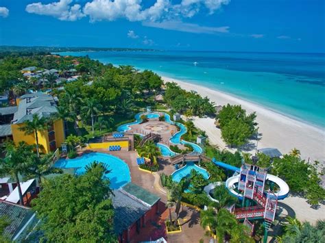 best kid friendly beach resorts