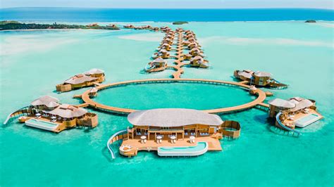 best luxury hotels in maldives